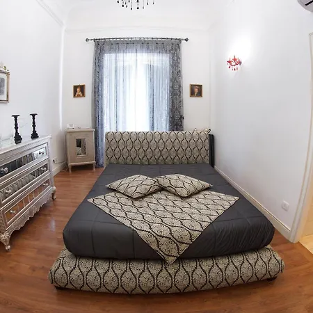 B&B Palazzo Del Teatro 4*