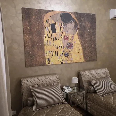 Bed & Breakfast B&B Palazzo Del Teatro 4*