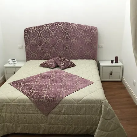 B&B Palazzo Del Teatro Bed & Breakfast 4*