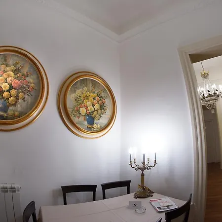 B&B Palazzo Del Teatro Bed & Breakfast 4*