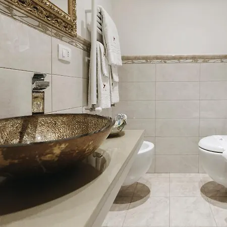 B&B Palazzo Del Teatro Bed & Breakfast 4*